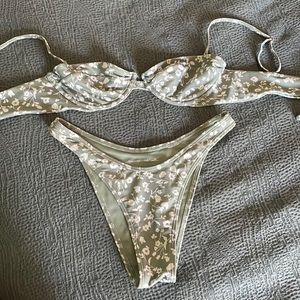 Abercrombie underwire bikini
